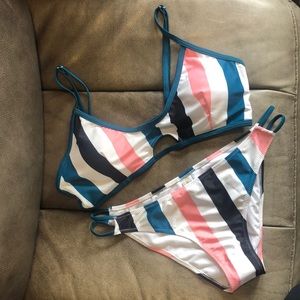 Cupshe 2 piece. NWOT
